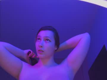 hot cam girl aveksmr image #1746505