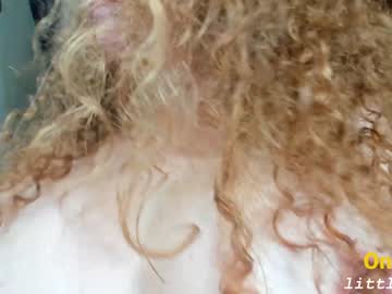 hot cam girl little_izzi image #3177795