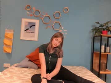 hot cam girl annstee image #829820