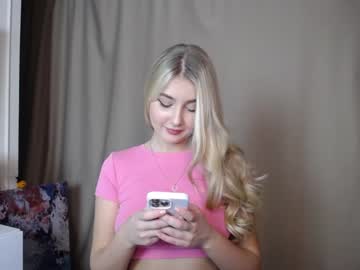 hot cam girl cute18cute image #2063326