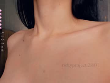 hot cam girl riskyproject image #4143574