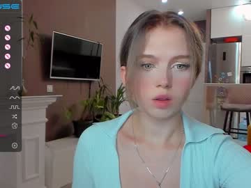 hot cam girl small_blondee image #1787926