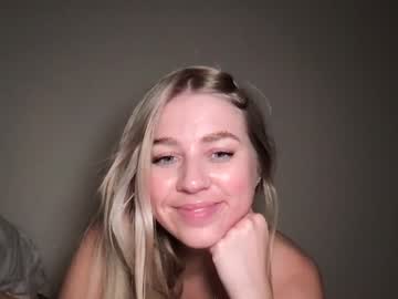 hot cam girl blayzeenvy image #2783533