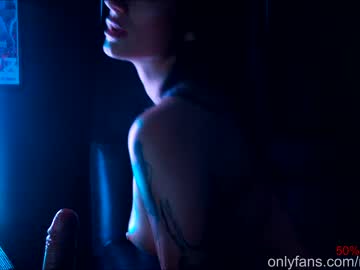 hot cam girl aynmarie image #1627683