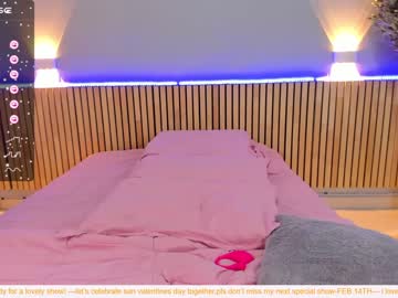 hot cam girl little_effy18 image #4191180
