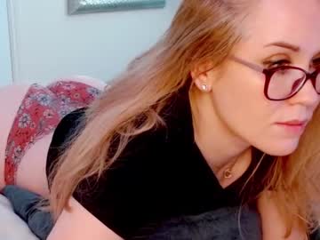 hot cam girl myassistant image #482752