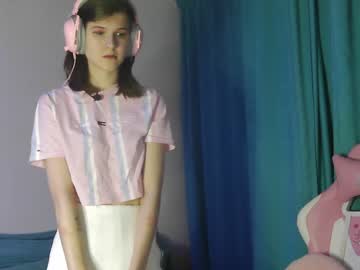 white_lucy hot cam