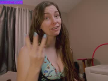 hot cam girl chroniclove image #2391028
