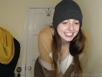 hot cam girl _heytheredelilah image #2285414