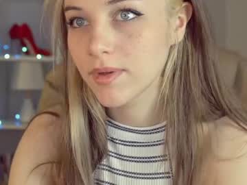 hot cam girl mia_milagros image #1043308