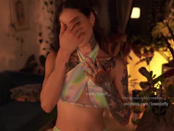 hot cam girl effylowell_ image #3651097