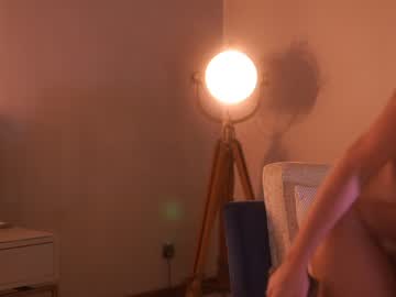 hot cam girl eva_fashionista image #3872426