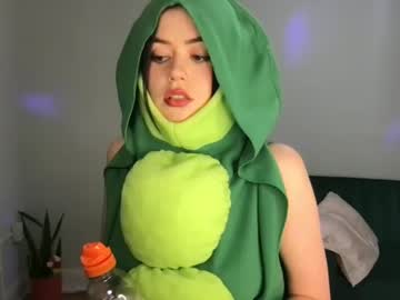 hot cam girl littlesugarpea image #3852359