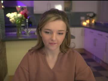 hot cam girl lucydelovely image #2453474