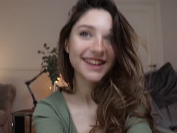 hot cam girl mia_elfie image #4460338