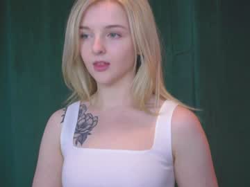 hot cam girl lucydelovely image #3845141