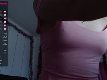 hot cam girl cutenataly image #18095