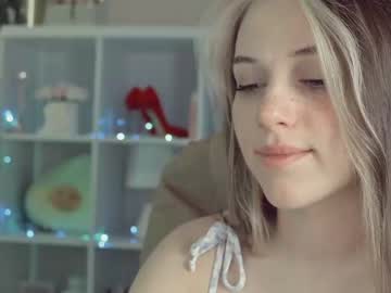 hot cam girl mia_milagros image #1024107