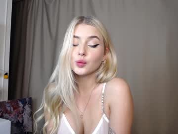 hot cam girl cute18cute image #2012350