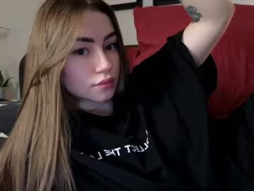 hot cam girl strawberryjamx image #3995071
