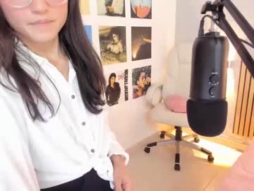 hot cam girl little_effy18 image #3310690