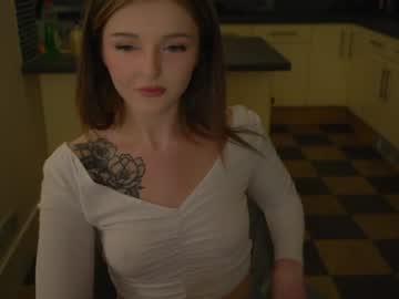 hot cam girl lucydelovely image #2215043