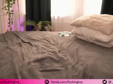 hot cam girl fuckingtoy_ image #1677549