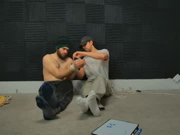 hot cam couple caseyandfriends image #4704708