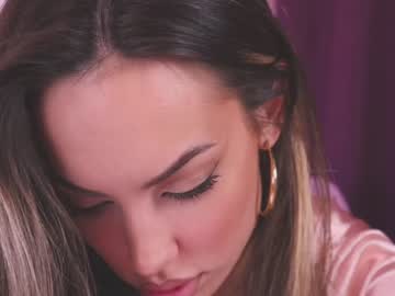 hot cam girl francescadomi image #1989414