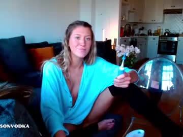 hot cam girl addisonvodka image #2500095