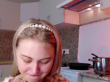 hot cam girl shy_blondiee image #2443512