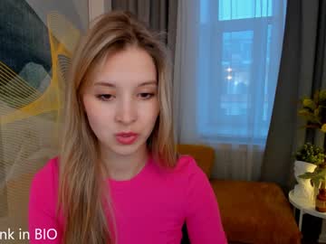 hot cam girl milablush image #2613127