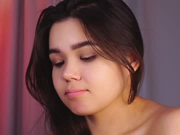 hot cam girl helenmoors image #3716034