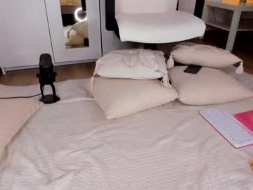 hot cam girl roxy_blue_eyed_ image #4623011