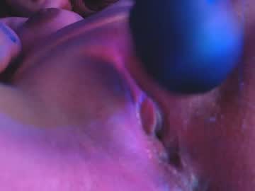 hot cam girl mayadelevinnge image #1884060
