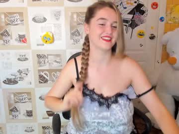 hot cam girl emmika_ image #1523067
