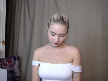 hot cam girl cute18cute image #2015394