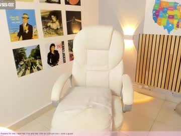 hot cam girl little_effy18 image #2443219