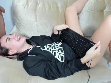 hot cam couple littlesexualworld image #190459