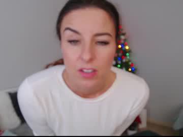 hot cam girl emerald_kittycat image #2207971