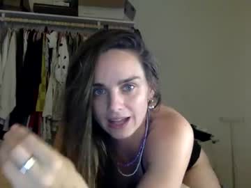 hot cam girl theprettyparaplegic image #2916202