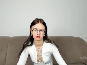 div_virt hot cam