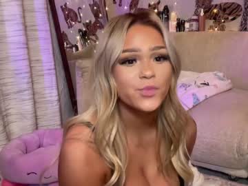 hot cam girl ari_02 image #4414450