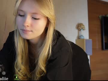 hot cam girl bestblondiiecb image #4218982