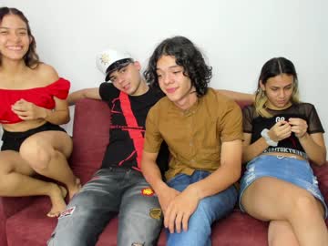 hot cam couple little_daphne image #1144173