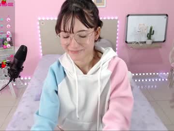 hot cam girl little_effy18 image #1291685