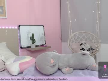 hot cam girl little_effy18 image #1071493