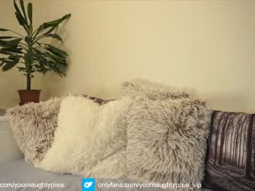 hot cam girl yournaughtypixie image #2231472
