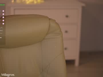 hot cam girl mia_milagros image #2935050
