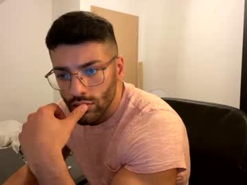 hot cam man rogan1604 image #518671